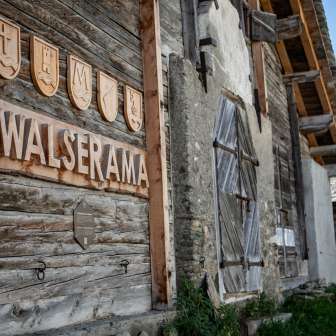 Il Walserama di Nufenen visto di lato.