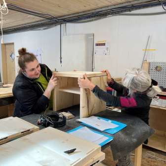 Laboratorio Costruisci il tuo tavolo / Costruisci il tuo letto