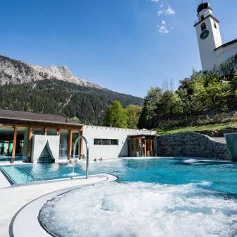 La piscina all'aperto dei bagni minerali di Andeer