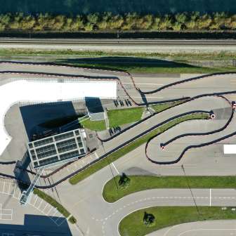 Il kartodromo all'aperto Cazis dall'alto
