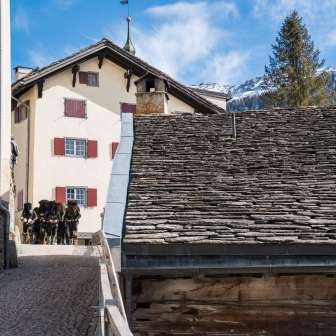 Pschuuri Splügen - Poco prima del suono della campana