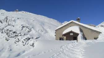 Il CAS Zapporthütte in estate