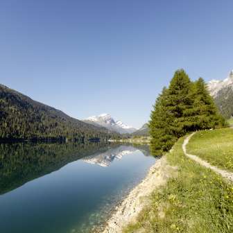 Il lago Sufnersee in estate