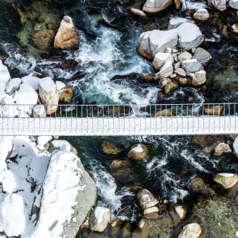 Pùnt da Suransuns in inverno