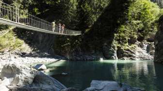 Il Pùnt da Suransuns nella gola della Viamala