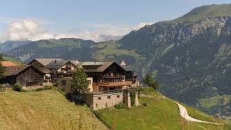 L'Hotel Ristorante Capricorni a Wergenstein L'Hotel Ristorante Capricorni a Wergenstein