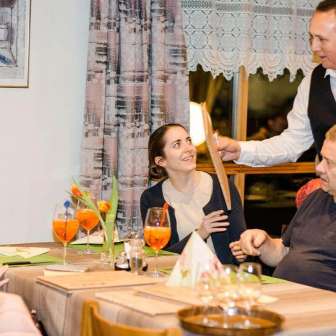 Incontro sociale all'Hotel Reich Summaprada