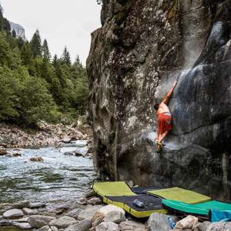Boulderisti nel Magic Wood