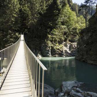 Il Pùnt da Suransuns nella gola della Viamala