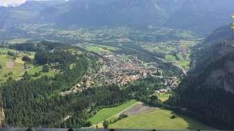 Vista dalle rovine del castello di Obertagstein Vista dalle rovine del castello di Obertagstein