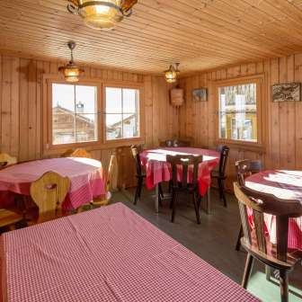 Il ristorante della Gasthaus Alpenrose a Juf