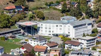 Ospedale di Thusis in estate Ospedale di Thusis in estate