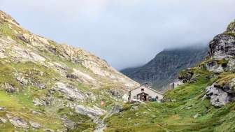 Il CAS Zapporthütte in estate