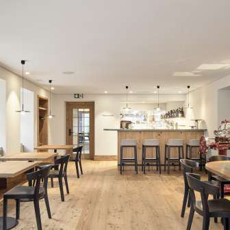 Hotel Post Andeer Zona pranzo del pub