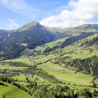 Zillis-Reischen in estate