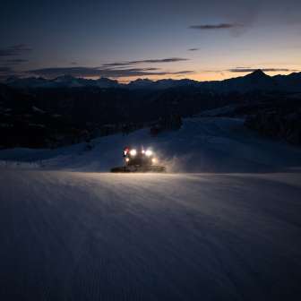 Guidate voi stessi il Pistenbully a Feldis