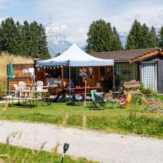 Kafi Stübali al parcheggio +plus+ di Heinzenberg-Lescha