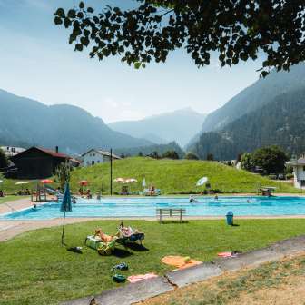 La piscina all'aperto dell'Andeer