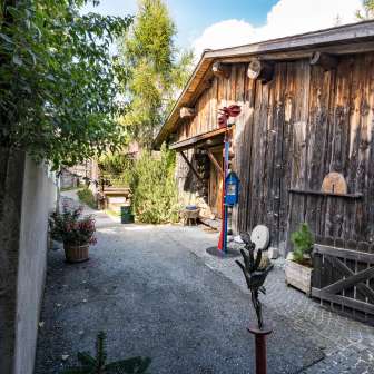 Il museo dell'orologio della torre di Tartar dall'esterno