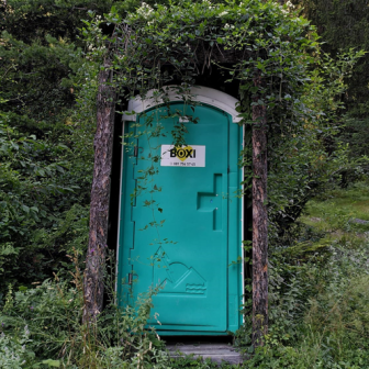 Toilette presso il caminetto Alter Schin Scharans