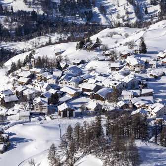 Il villaggio di Feldis in inverno