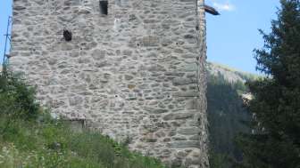 Le rovine del castello di La Tur