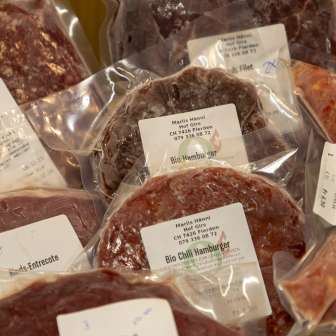 Carne proveniente da allevamenti rispettosi degli animali