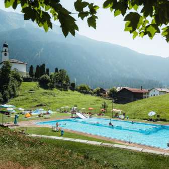 La piscina all'aperto dell'Andeer